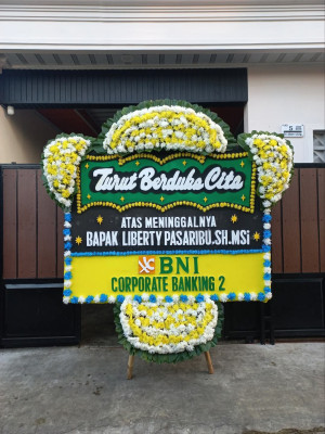 Papan Bunga Duka di Pemurus Baru