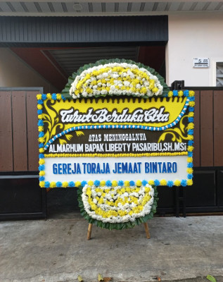 Papan Bunga Duka di Pemurus Baru